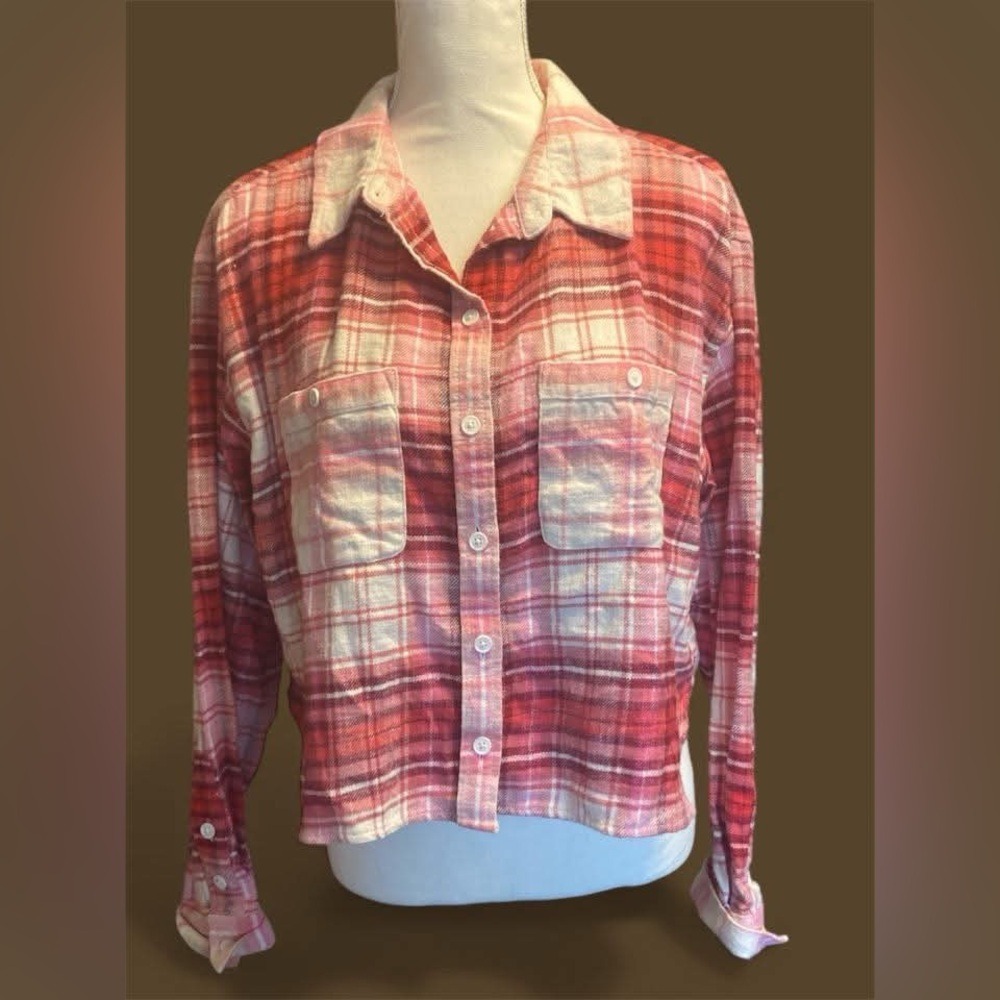 American Eagle Outfitters Plaid Flannel Crop Shirt Women's Medium Button Up‎